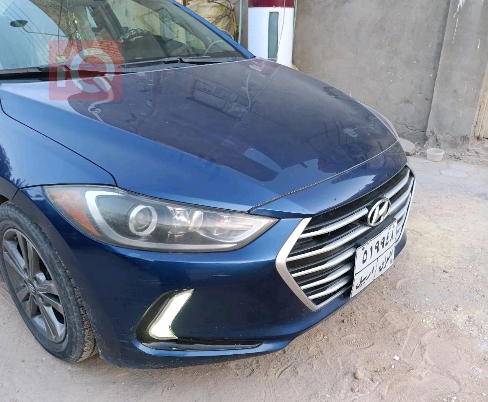 هیوندای ئەلەنترا